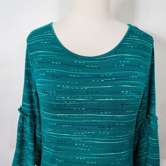 Apt. 9 Shirt Top 3/4 Bell Sleeves Comfy Soft Stretch Size Medium Green - Picture 3 of 13